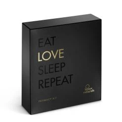 Coffret Érotique Intimacy Kit ‘Black’ – Bijoux Indiscrets